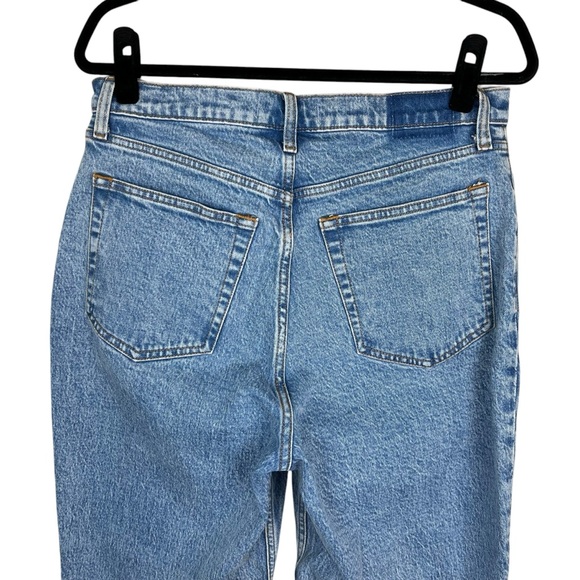 Abercrombie Curve Love Ultra High Rise 90s Straight Jean Sz 31 Short Blue AF - Picture 6 of 11